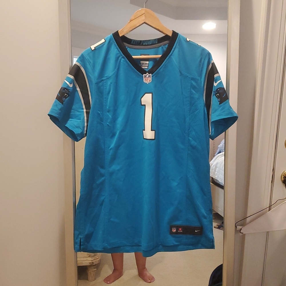 Nike Youth XXL Carolina Panthers Cam Newton Jersey